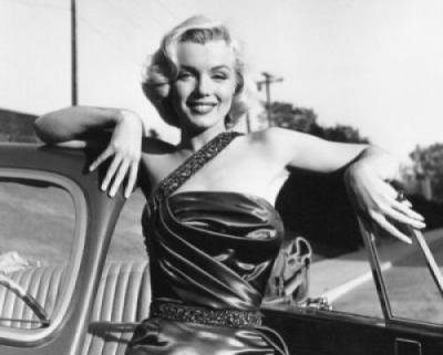 marilyn_1318701470.jpg_400x321