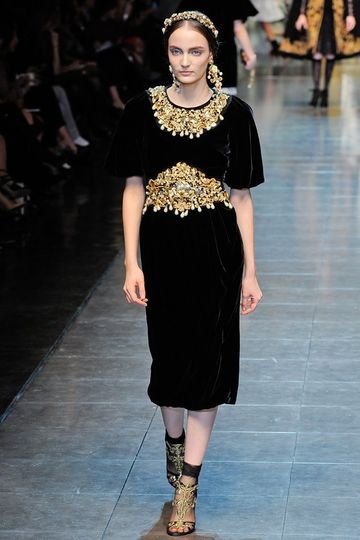 7987_hw.dolcegabbana.0.00050h1_fashionshow_article_portrait.jpg