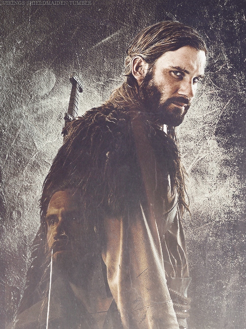 tumblr_mknja9MnBj1s7xoeto1_r1_500