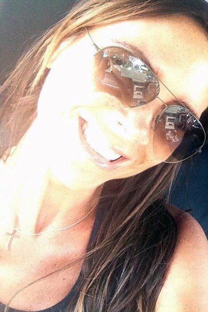 Victoria-Beckham-Vogue-9aug13-Twitter-VB_b_426x639